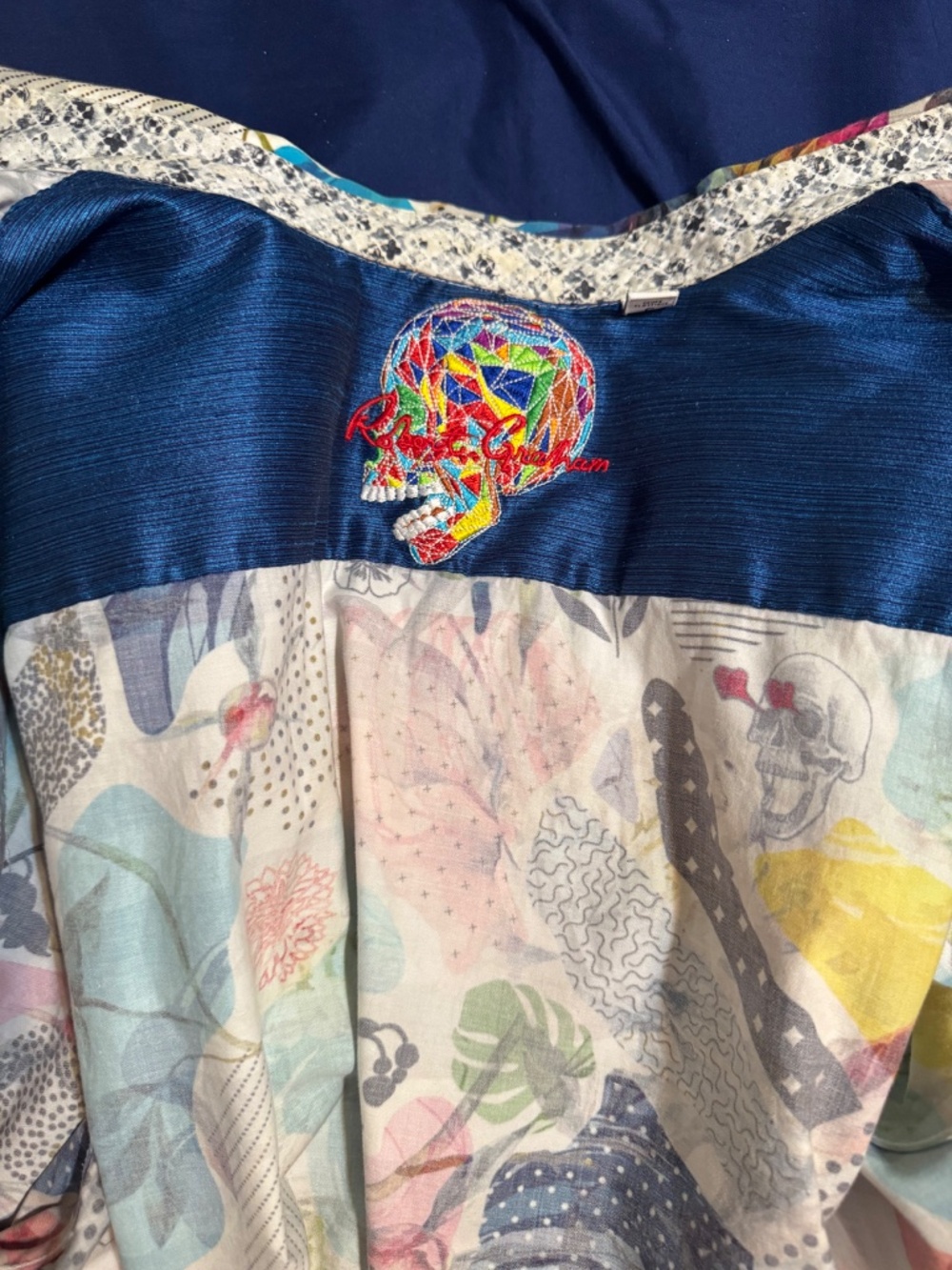 Colorful Robert Graham button up - Picture 6 of 6